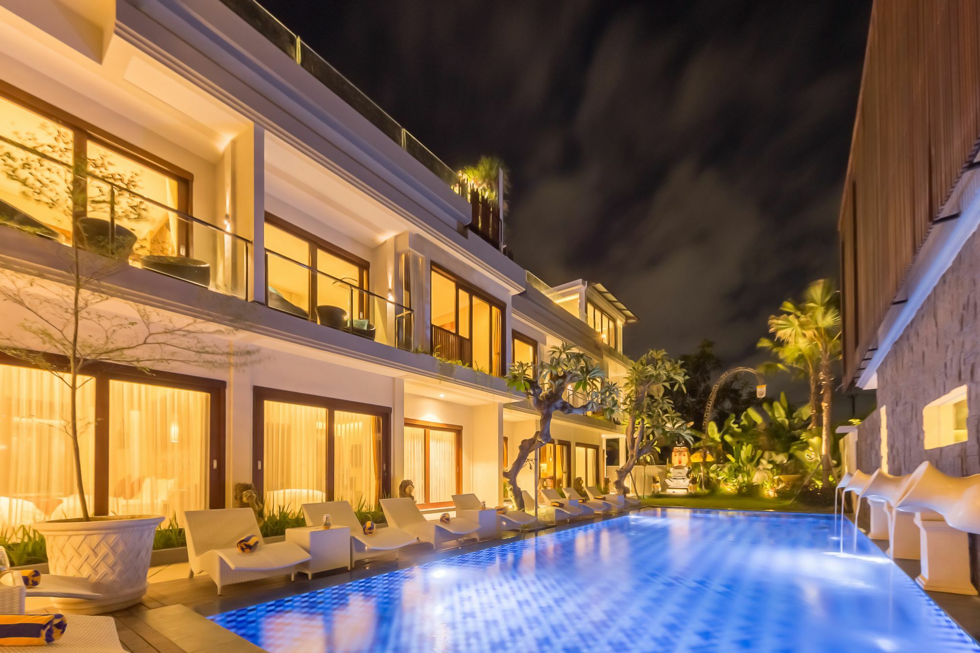 Mokko Suite Villas Umalas Bali Семиньяк Экстерьер фото