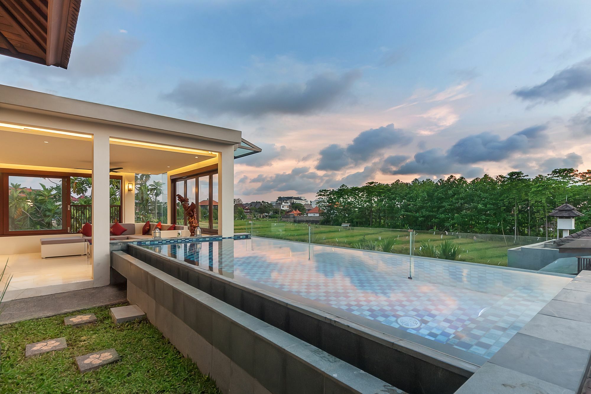 Mokko Suite Villas Umalas Bali Семиньяк Экстерьер фото